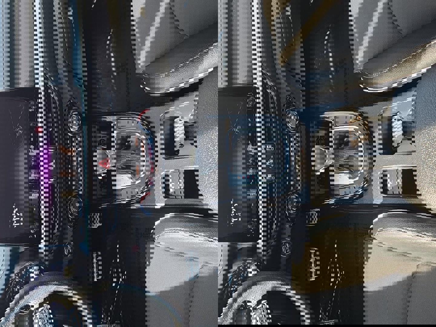 Used 2024 Kia Forte GT-Line image 12