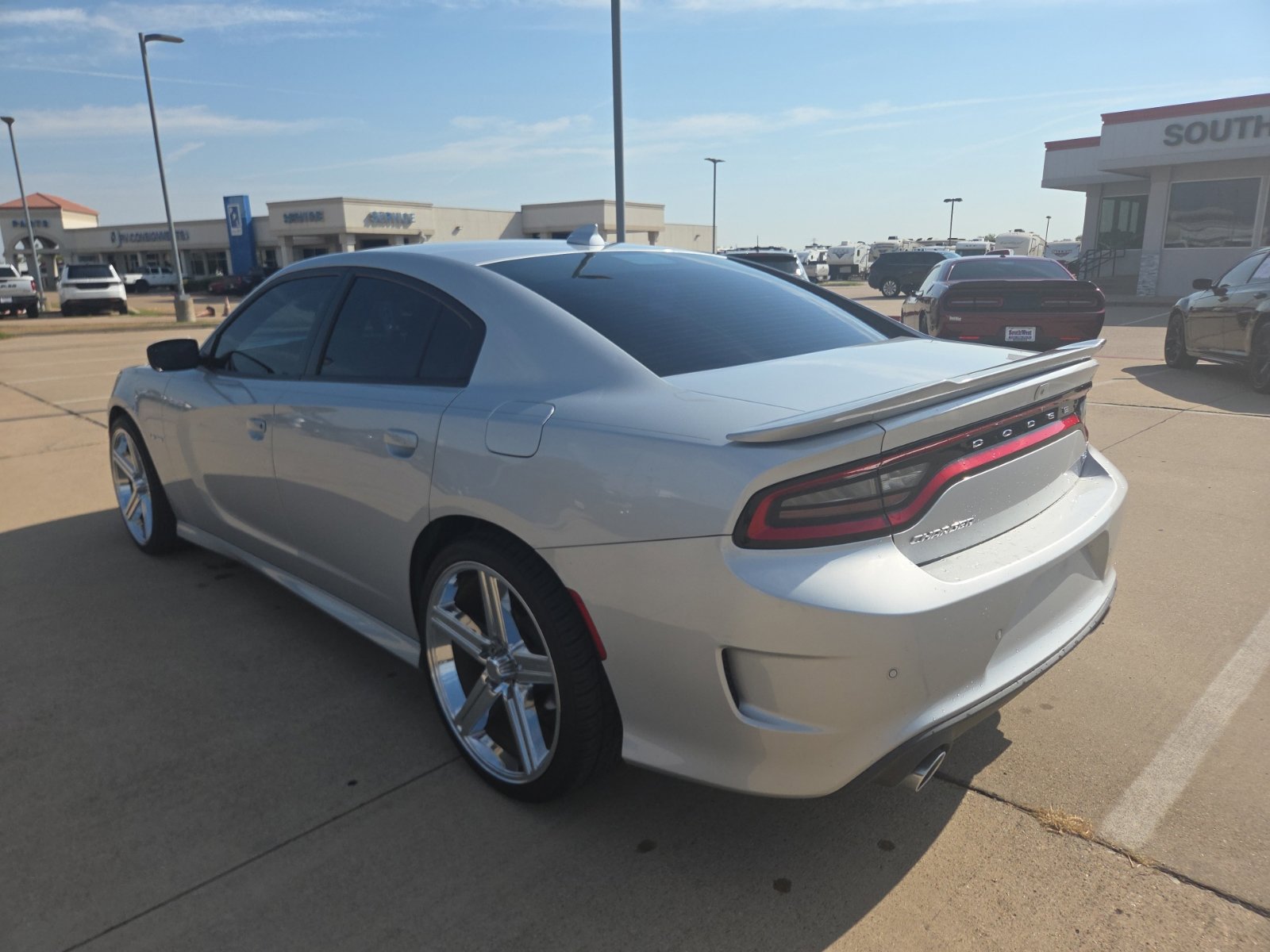 Used 2020 Dodge Charger R/T RWD image 7