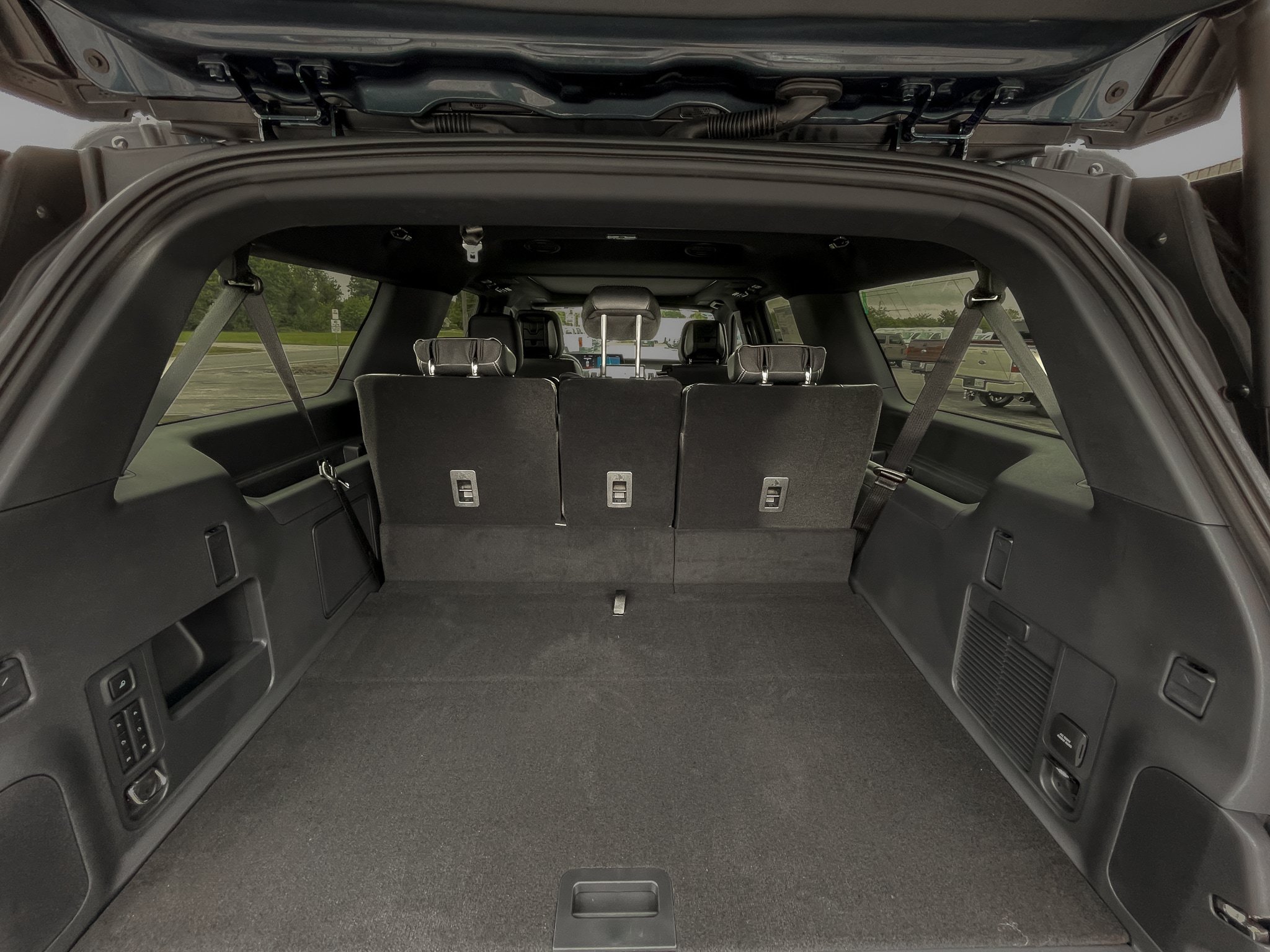 New 2027 Ford Expedition Max Platinum w/ Stealth Appearance Package AWD/4WD image 9