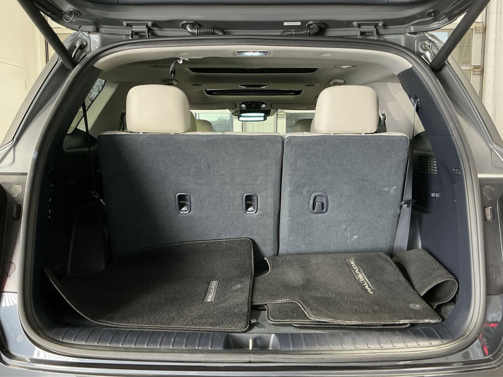 Used 2021 Hyundai Palisade Limited image 35