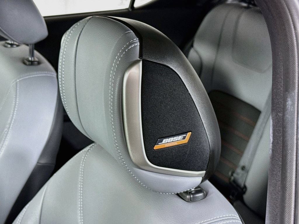 Certified 2023 Nissan Kicks SR w/ SR Premium Package FWD image 10