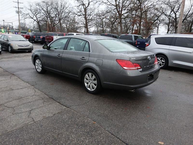 Used 2007 Toyota Avalon XL image 4