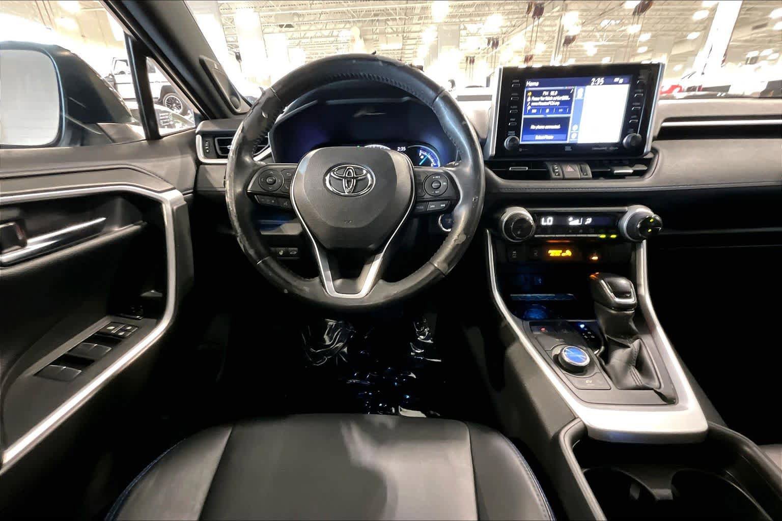Used 2021 Toyota RAV4 XSE AWD/4WD image 6