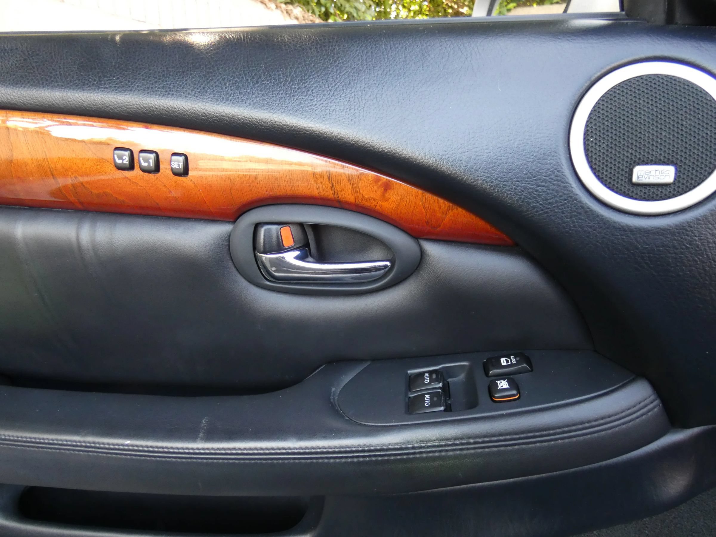 Used 2006 Lexus SC 430 Convertible RWD image 45
