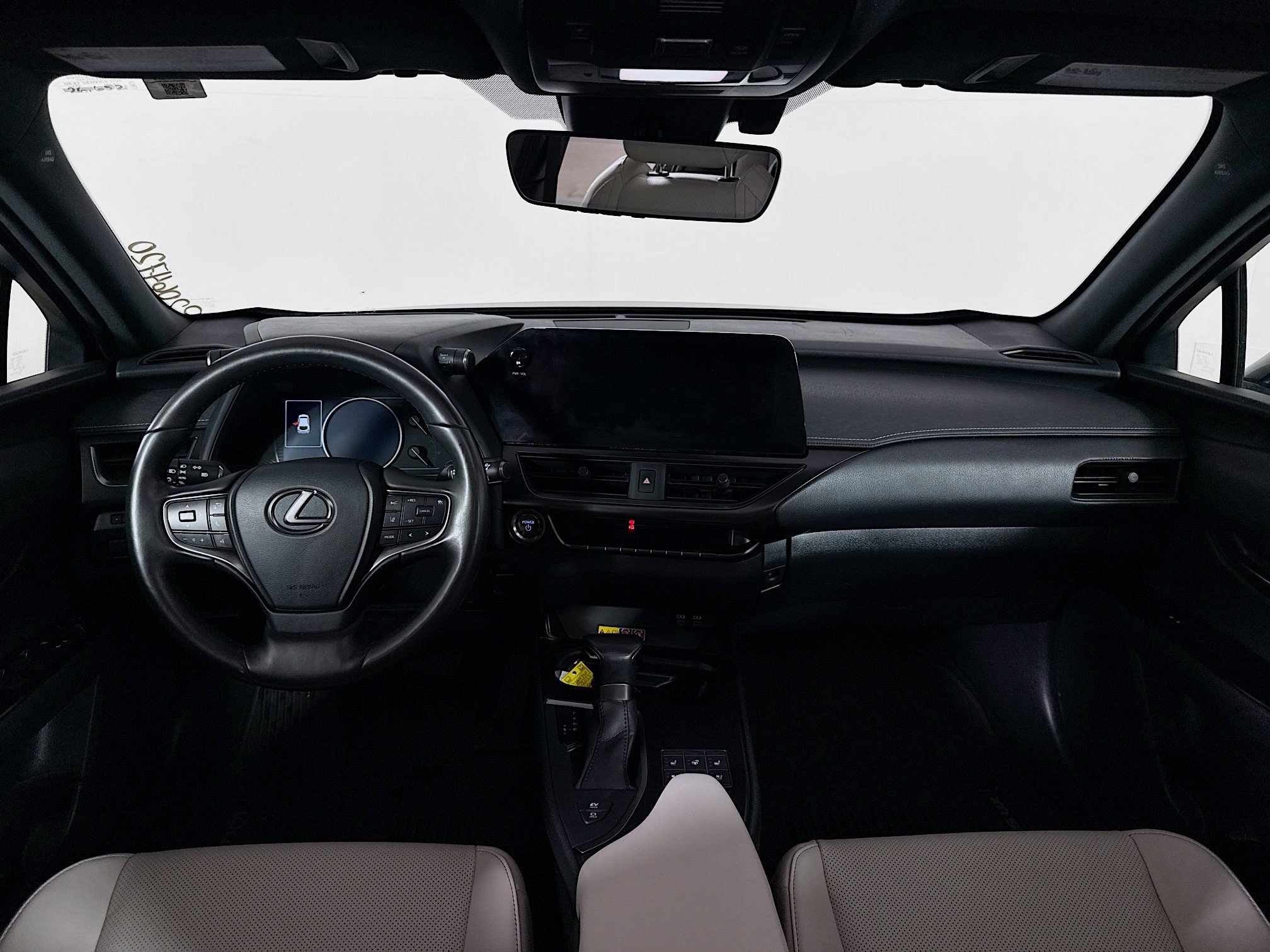 Used 2023 Lexus UX 250h AWD w/ Accessory Package (Z2) image 23