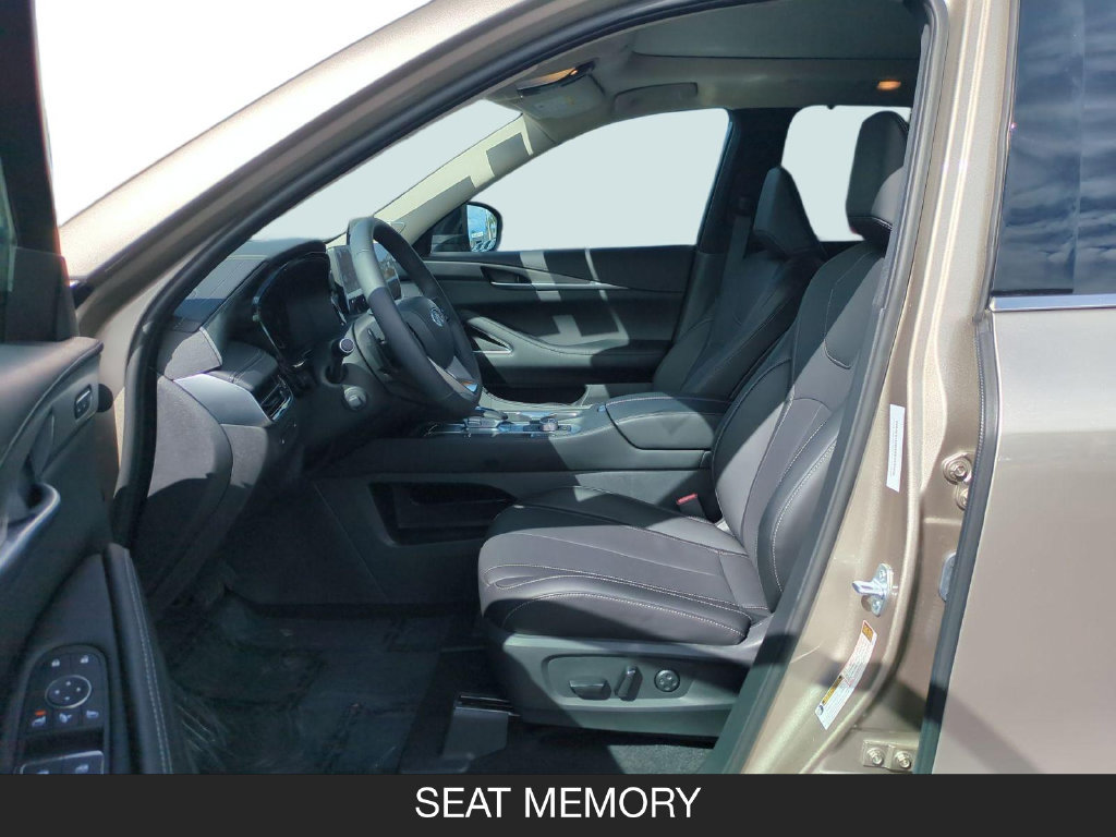 Certified 2026 INFINITI QX60 Luxe w/ Cargo Package FWD image 14