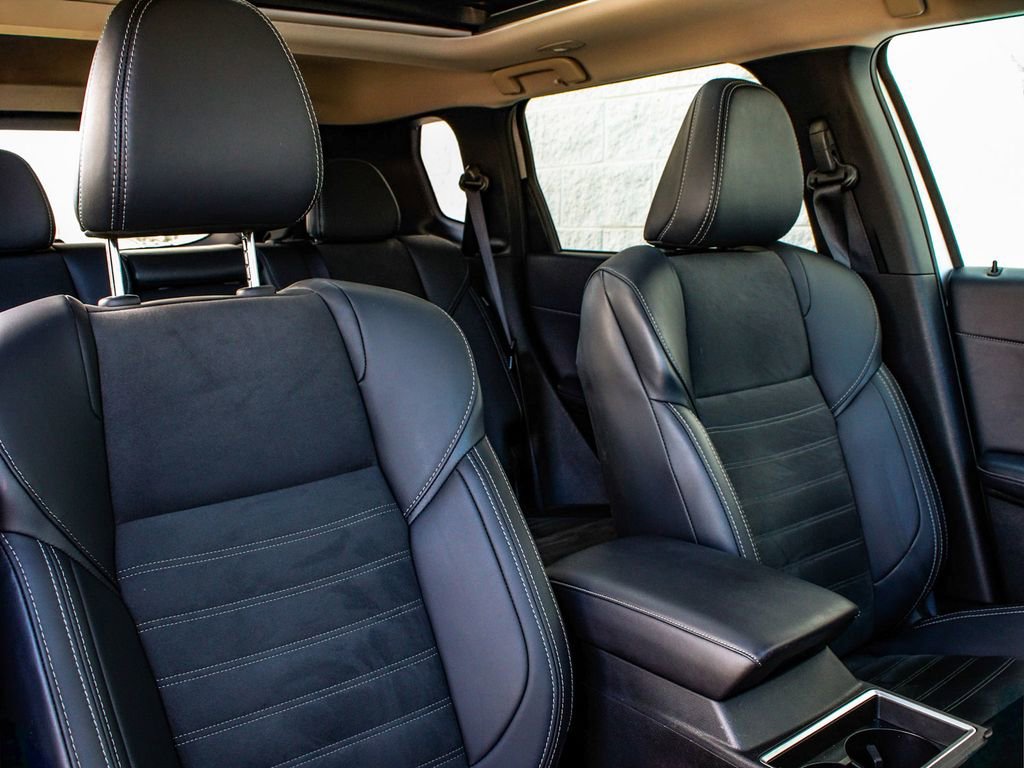 Used 2024 Mitsubishi Outlander SE image 41