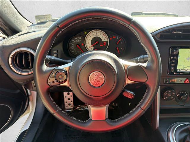 Used 2018 Toyota 86 RWD image 15