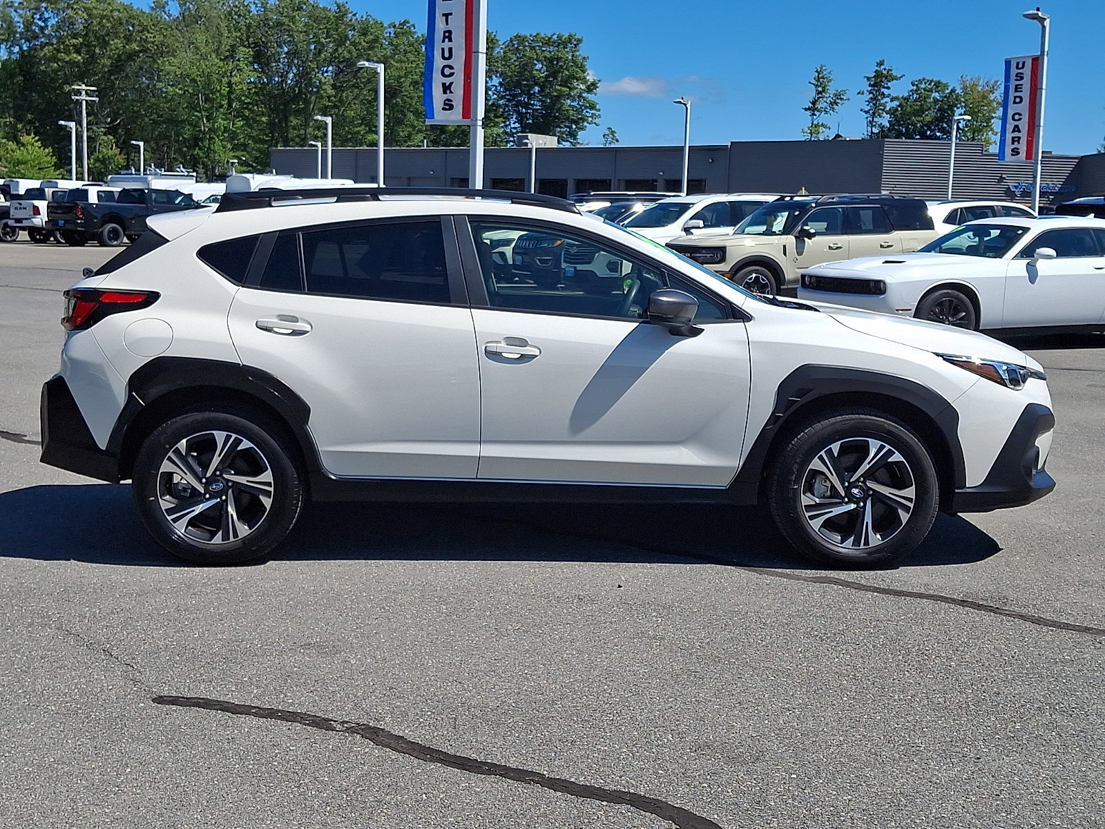 Used 2025 Subaru Crosstrek 2.5i Premium AWD/4WD image 7