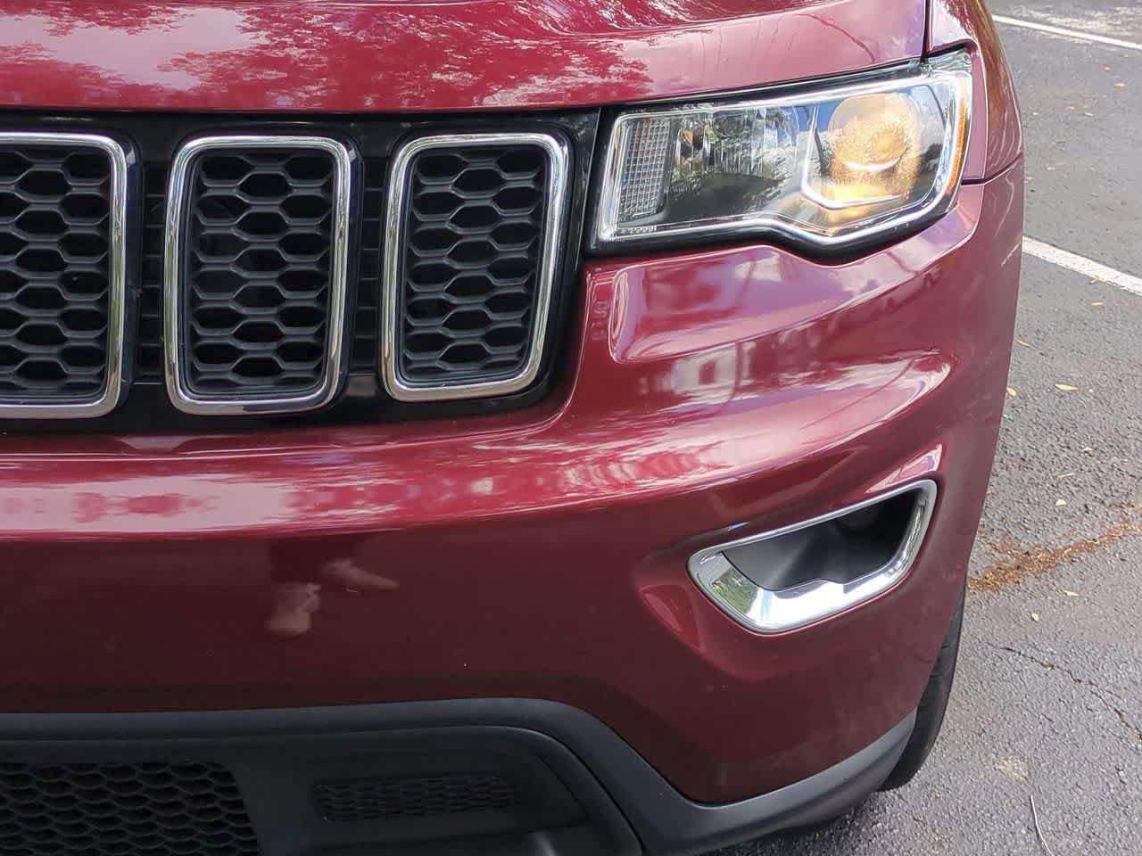 Used 2019 Jeep Grand Cherokee Laredo w/ Laredo X Package RWD image 11