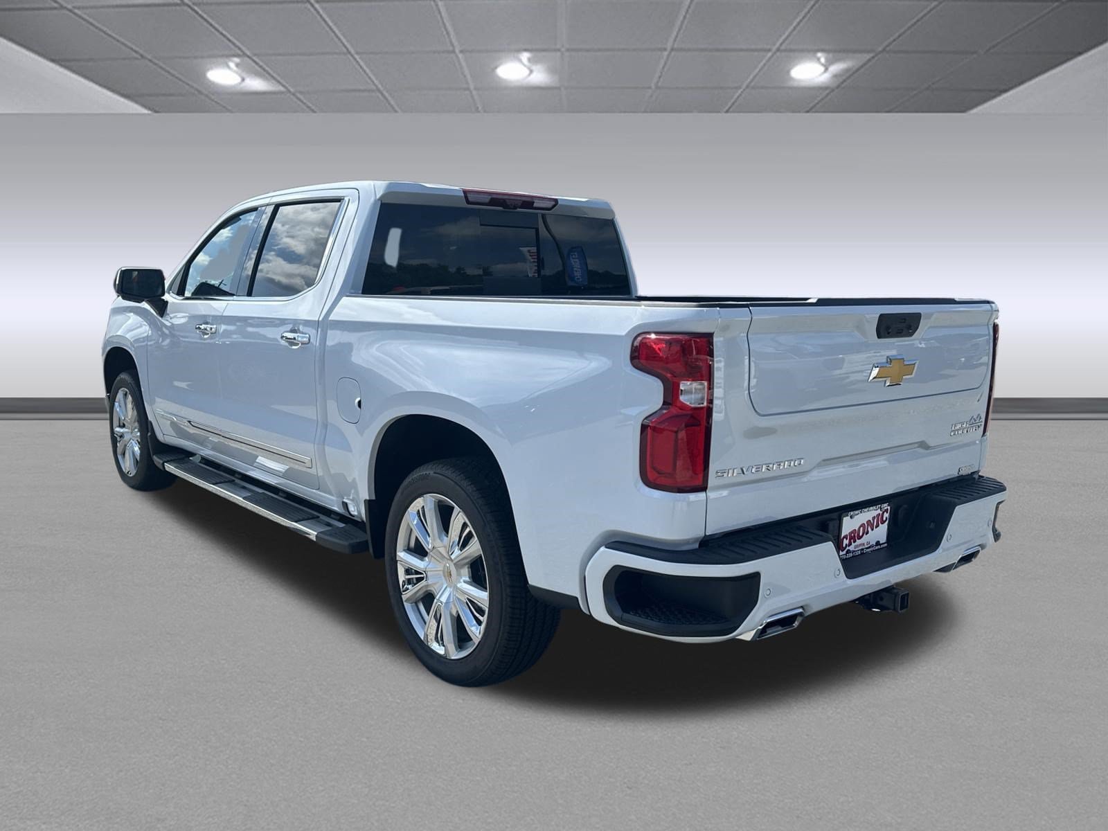 New 2026 Chevrolet Silverado 1500 High Country w/ High Country Premium Package AWD/4WD image 5