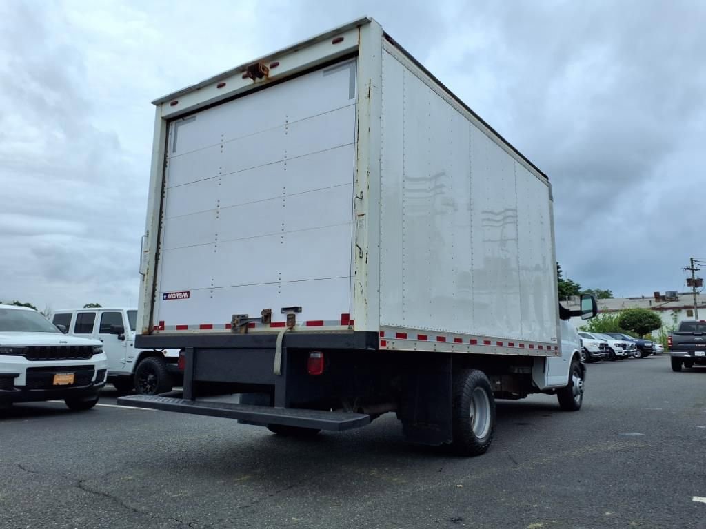 Used 2019 Chevrolet Express 3500 w/ Power Convenience Package image 11