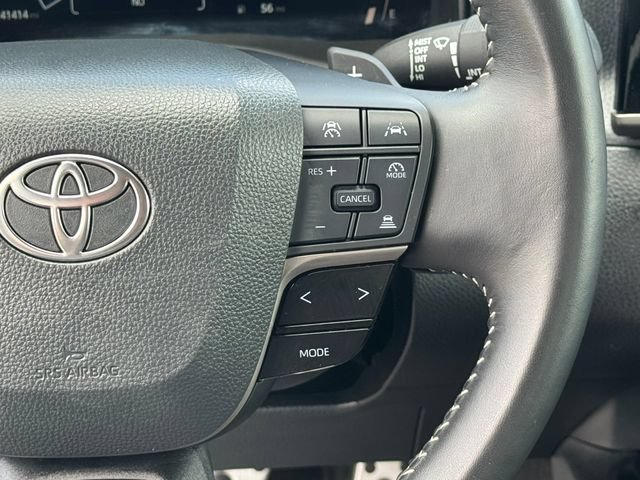 Used 2025 Toyota Camry SE FWD image 24