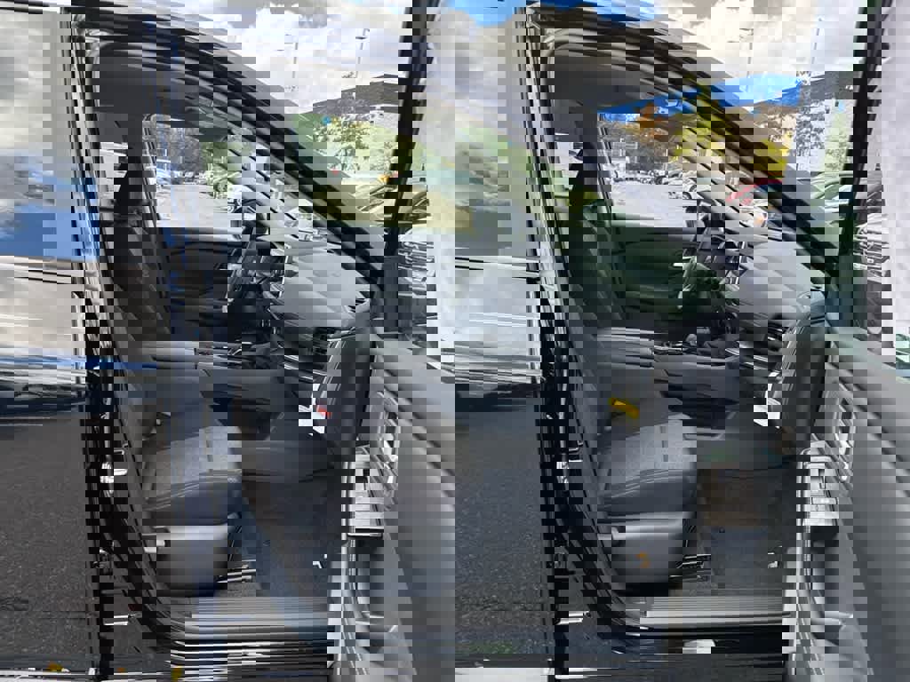 New 2026 Nissan Rogue SV image 27