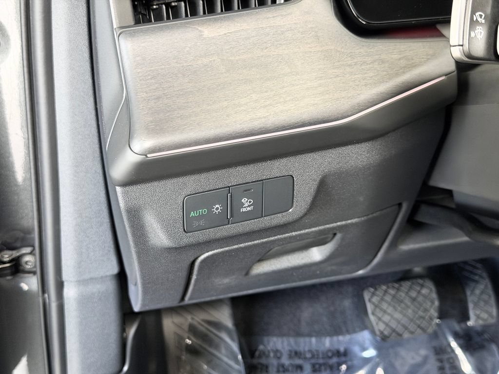 New 2026 Audi Q3 quattro 2.0T AWD/4WD image 21
