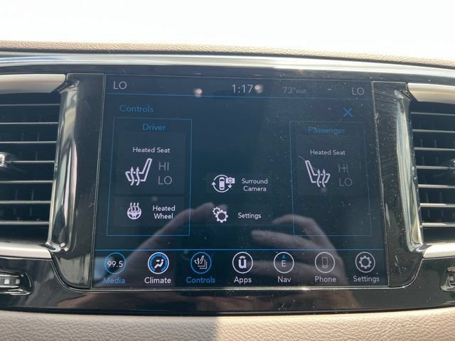 Used 2020 Chrysler Pacifica Touring-L Plus w/ Tire & Wheel Group FWD image 19
