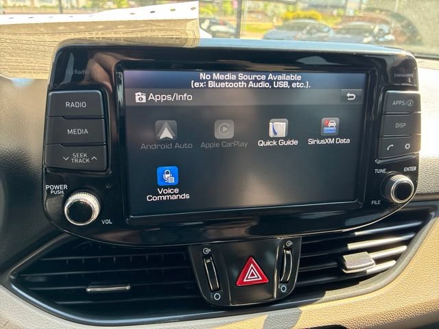 Used 2020 Hyundai Elantra GT FWD image 31