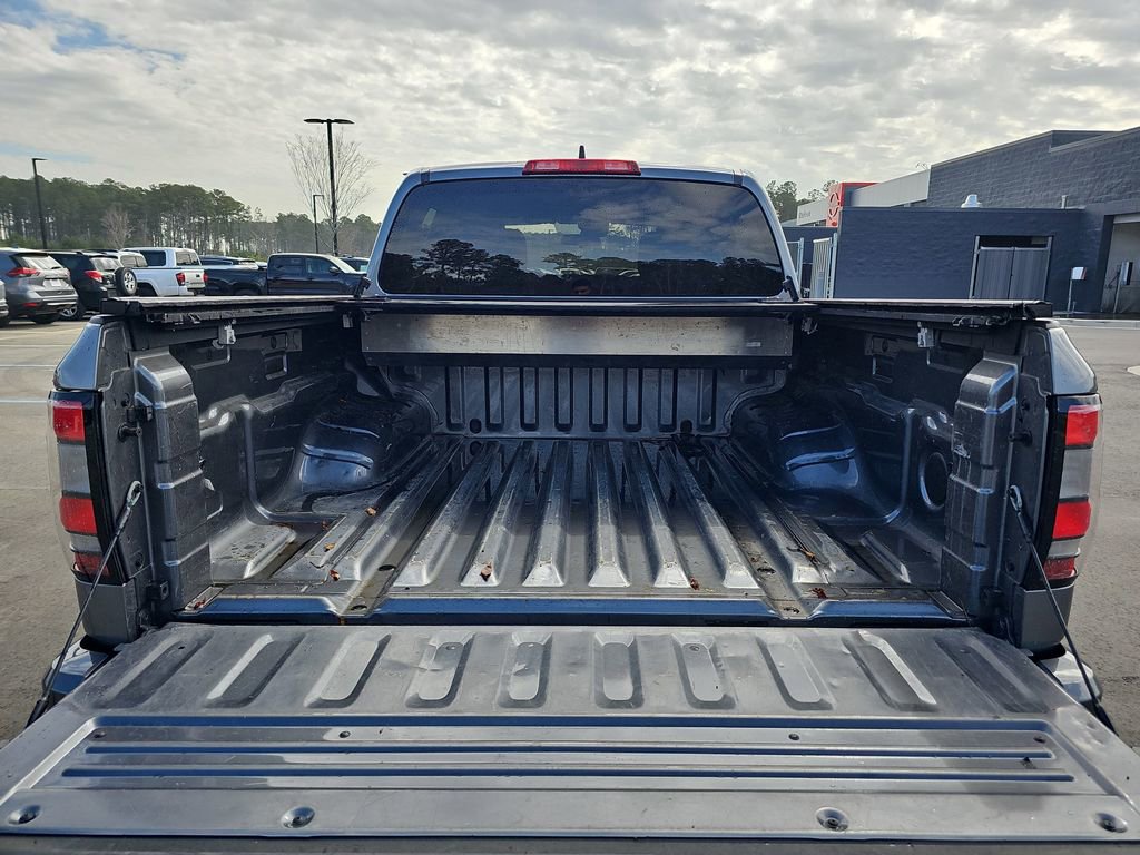 Used 2023 Nissan Frontier SV w/ Tow Package image 15