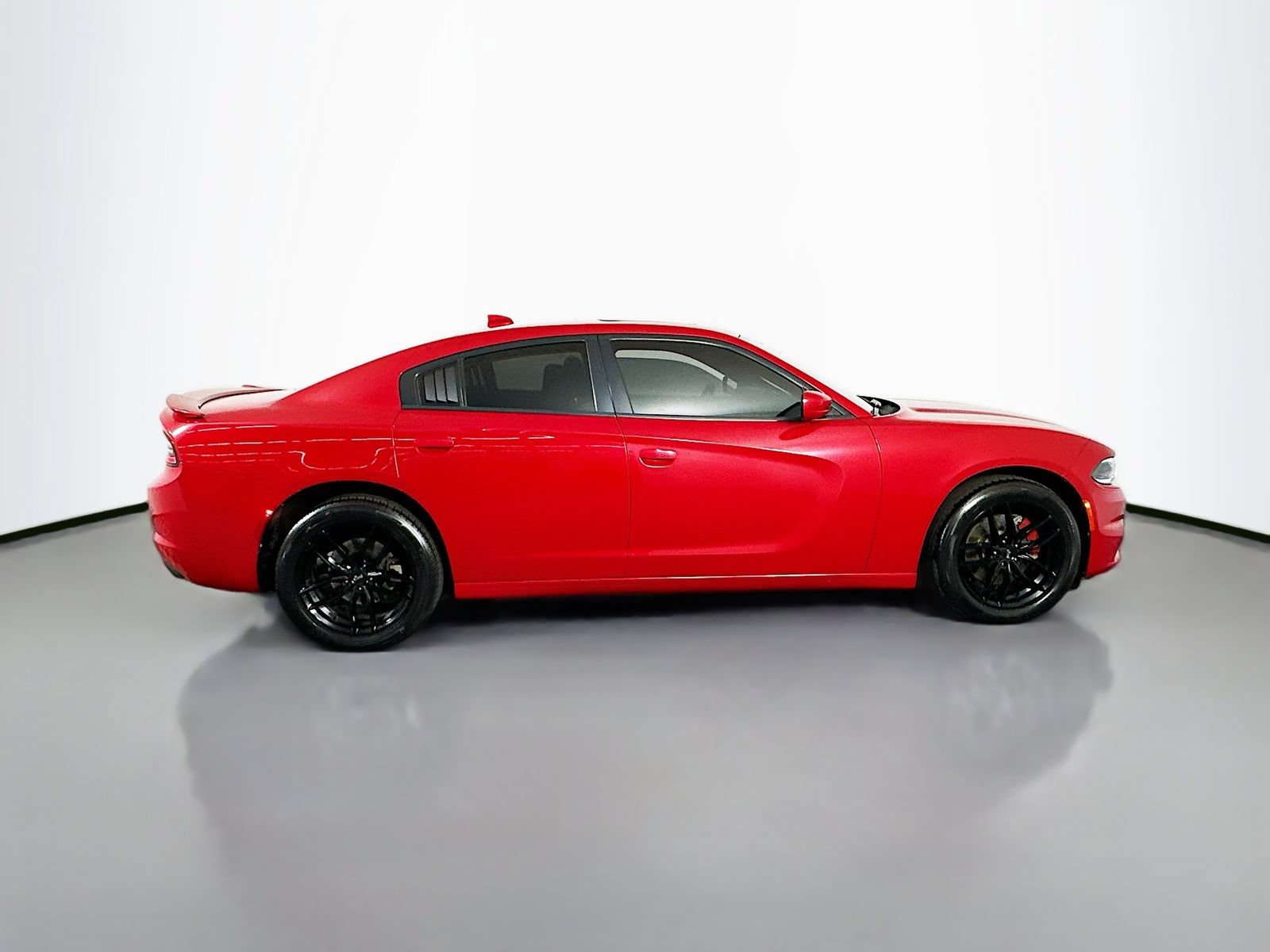 Used 2015 Dodge Charger SXT w/ AWD Plus Group image 12