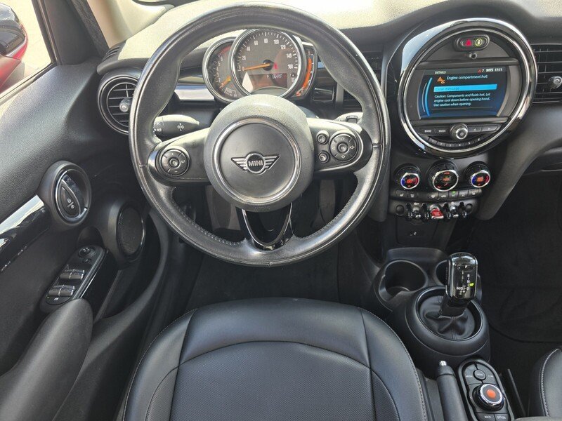 Used 2020 MINI Cooper 4-Door Hardtop FWD image 13