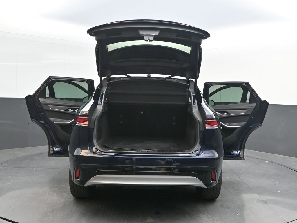 Used 2023 Jaguar F-PACE S image 40