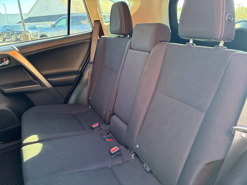 Used 2018 Toyota RAV4 XLE w/ Plus Extra Value Package AWD/4WD image 77