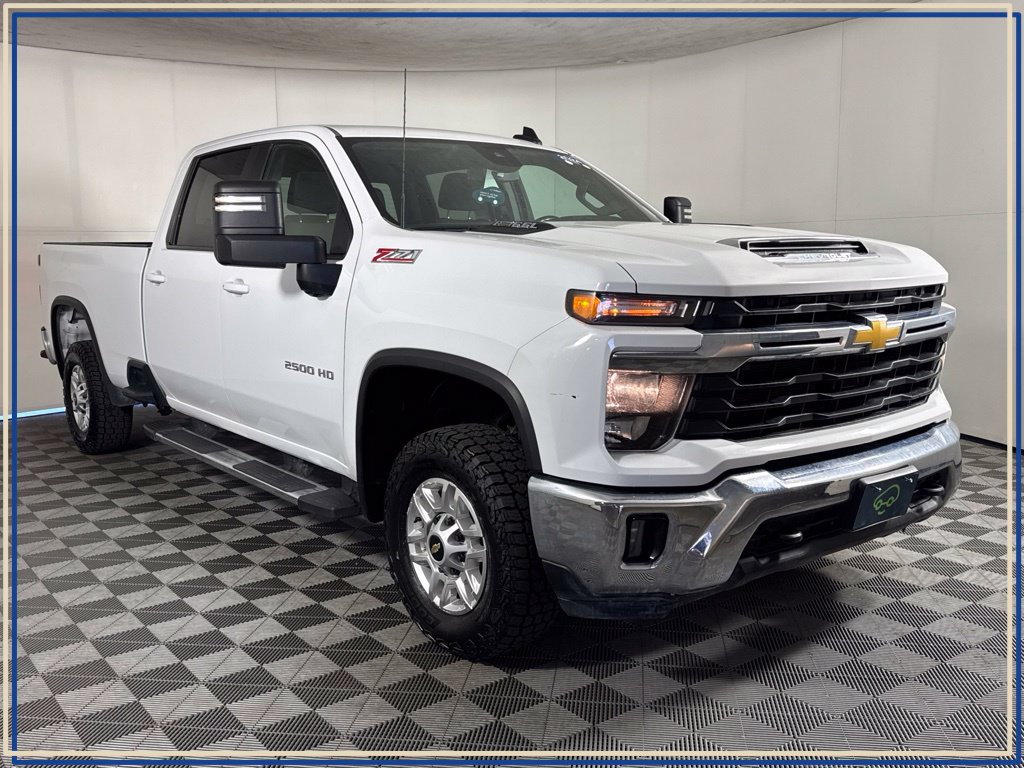 Certified 2024 Chevrolet Silverado 2500 LT w/ Convenience Package AWD/4WD image 5