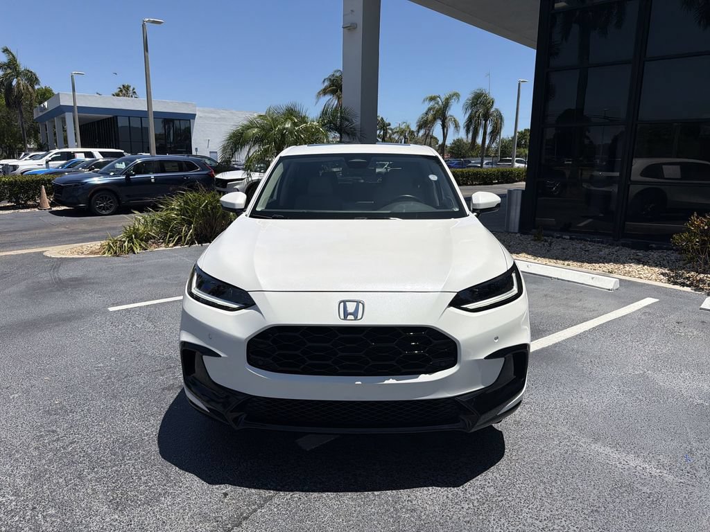 Certified 2024 Honda HR-V EX-L image 3