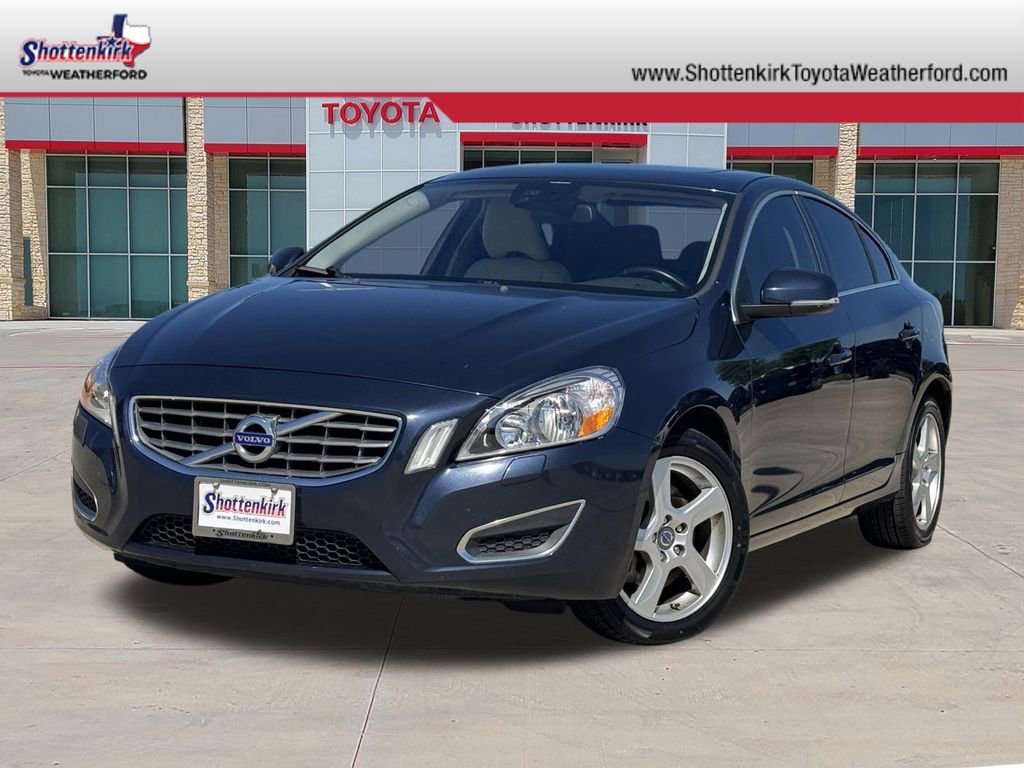 Used 2013 Volvo S60 T5 FWD image 1