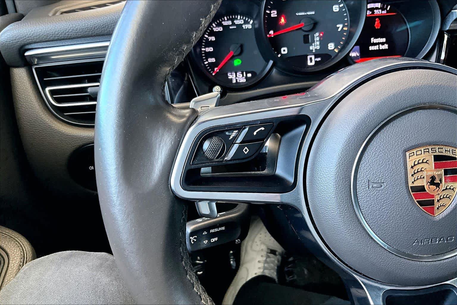 Used 2019 Porsche Macan AWD/4WD image 21