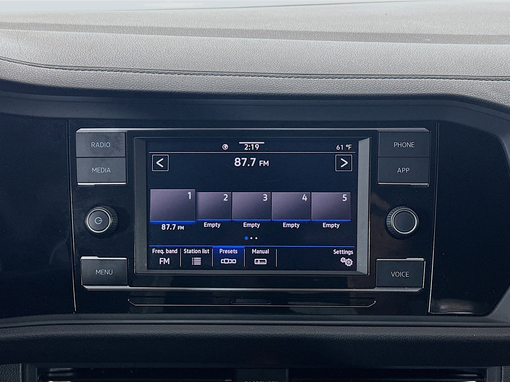 Used 2024 Volkswagen Jetta S image 21