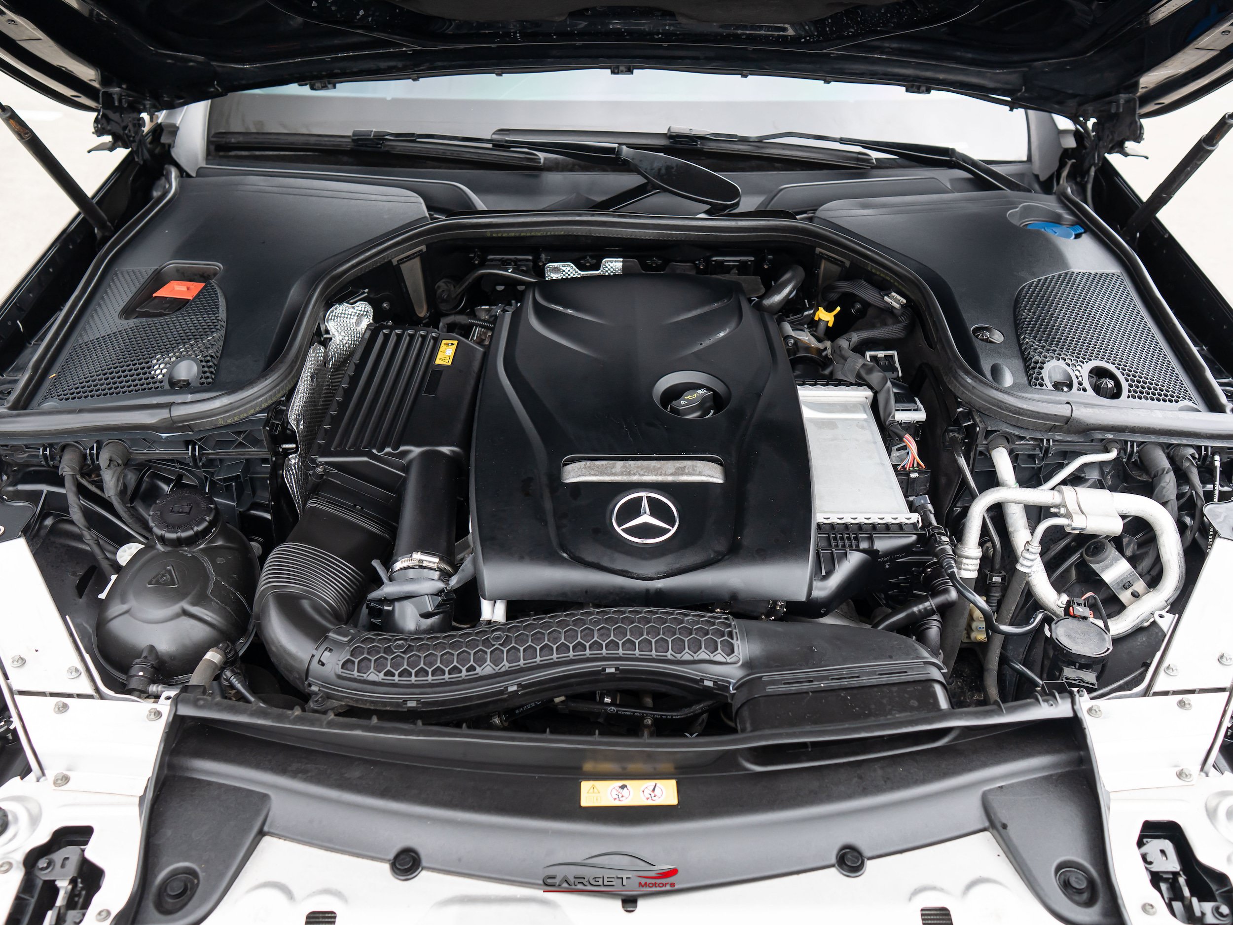 Used 2019 Mercedes-Benz E 300 4MATIC w/ Premium 1 Package image 45