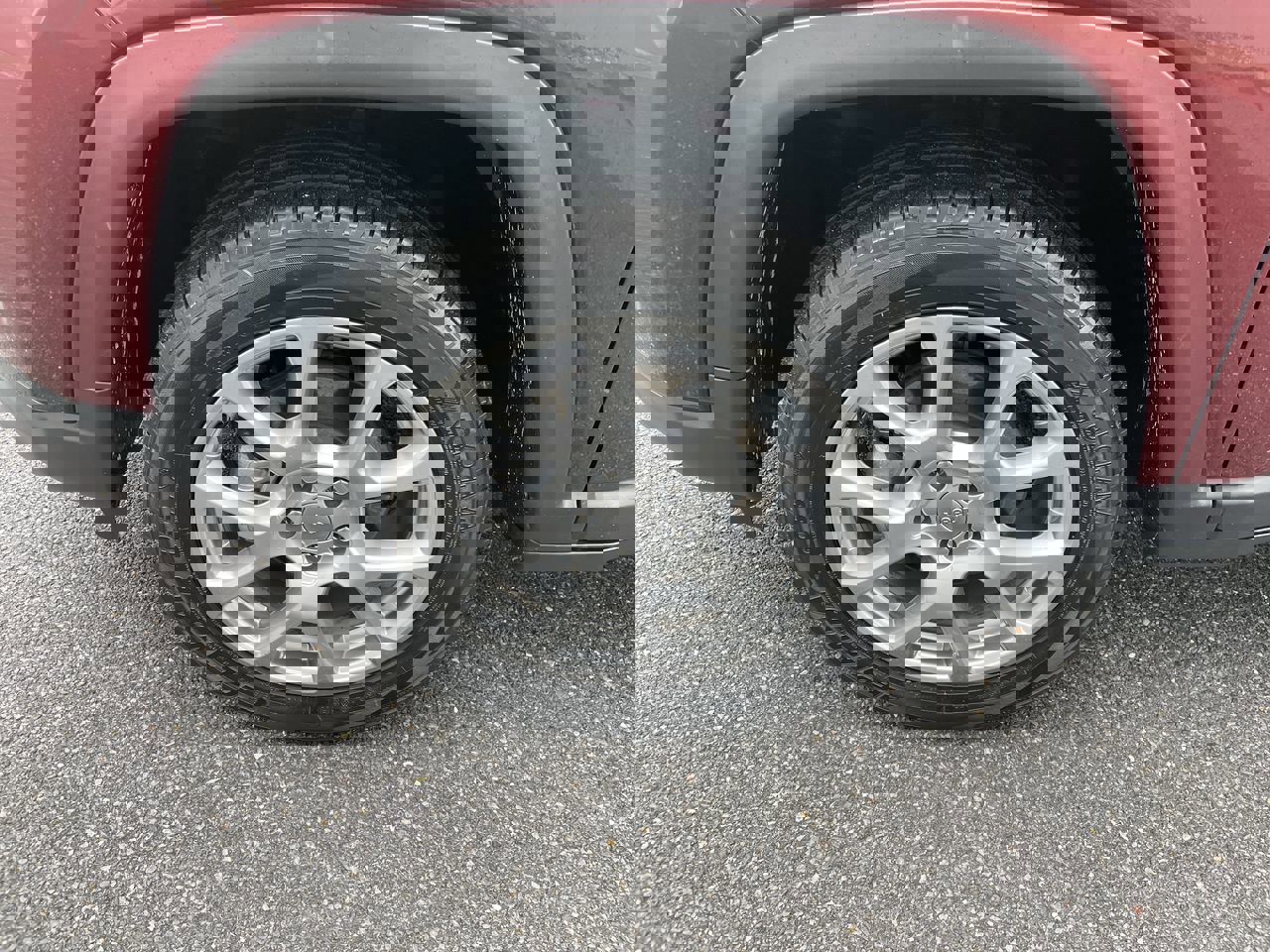 Used 2022 Jeep Compass Latitude image 26