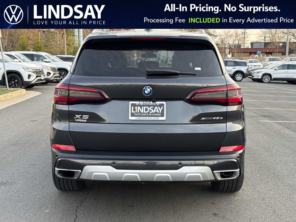 Used 2023 BMW X5 xDrive45e w/ Parking Assistance Package image 4