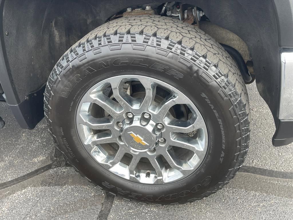 Certified 2024 Chevrolet Silverado 2500 LTZ w/ LTZ Plus Package image 4