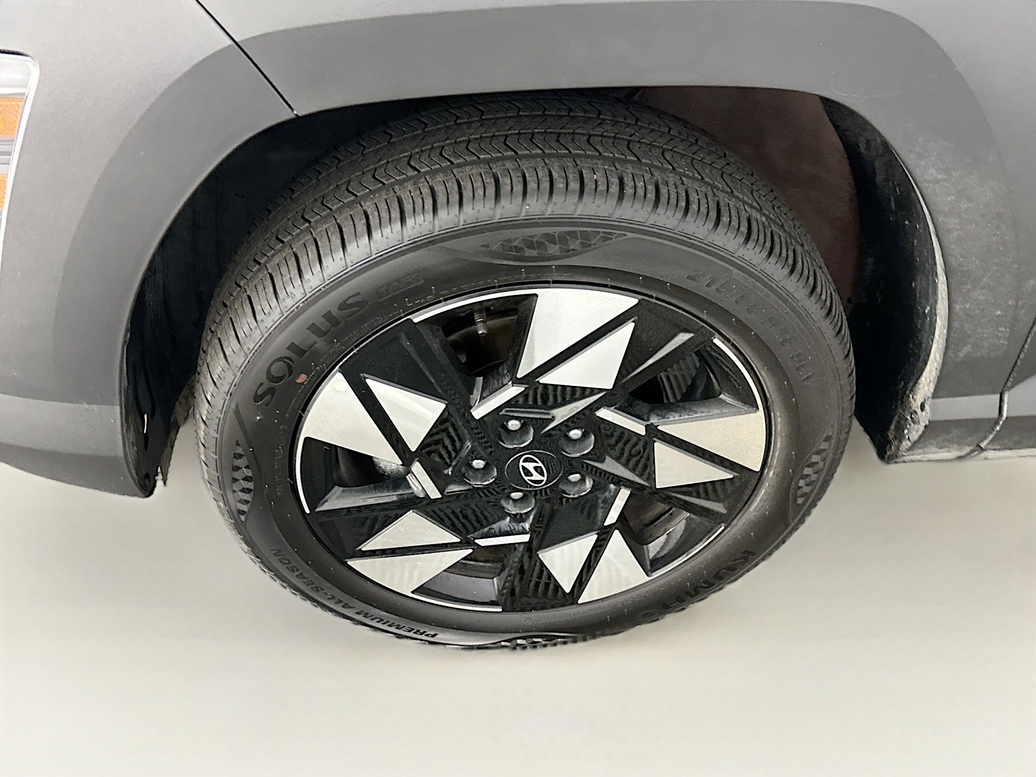 Used 2025 Hyundai Kona SEL image 11