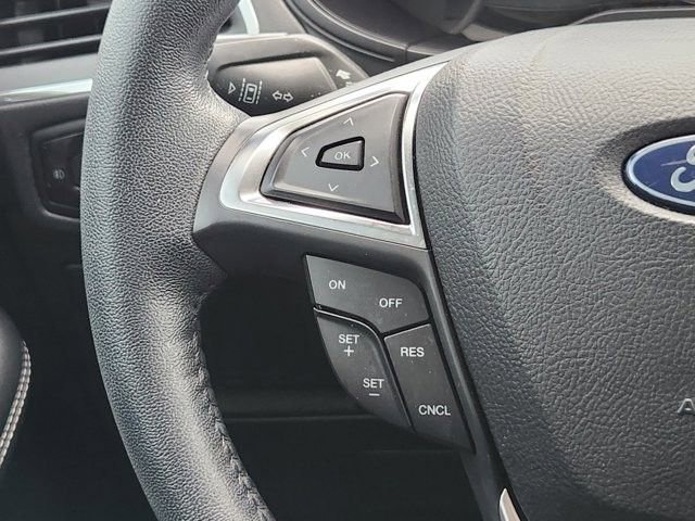 Used 2023 Ford Edge Titanium AWD/4WD image 27