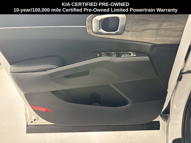 Certified 2022 Kia Sorento S AWD/4WD image 18