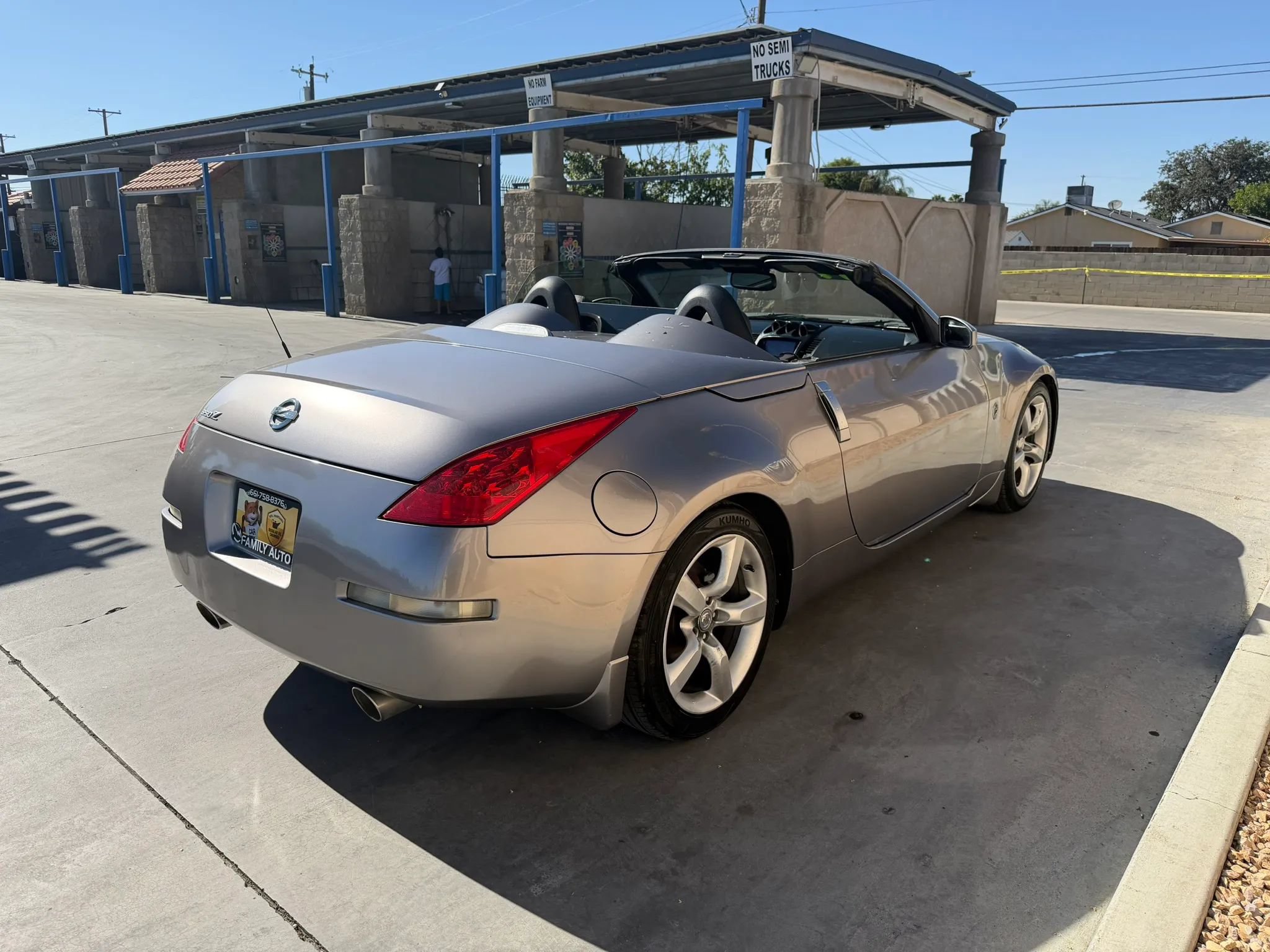 Used 2007 Nissan 350Z Touring RWD image 5