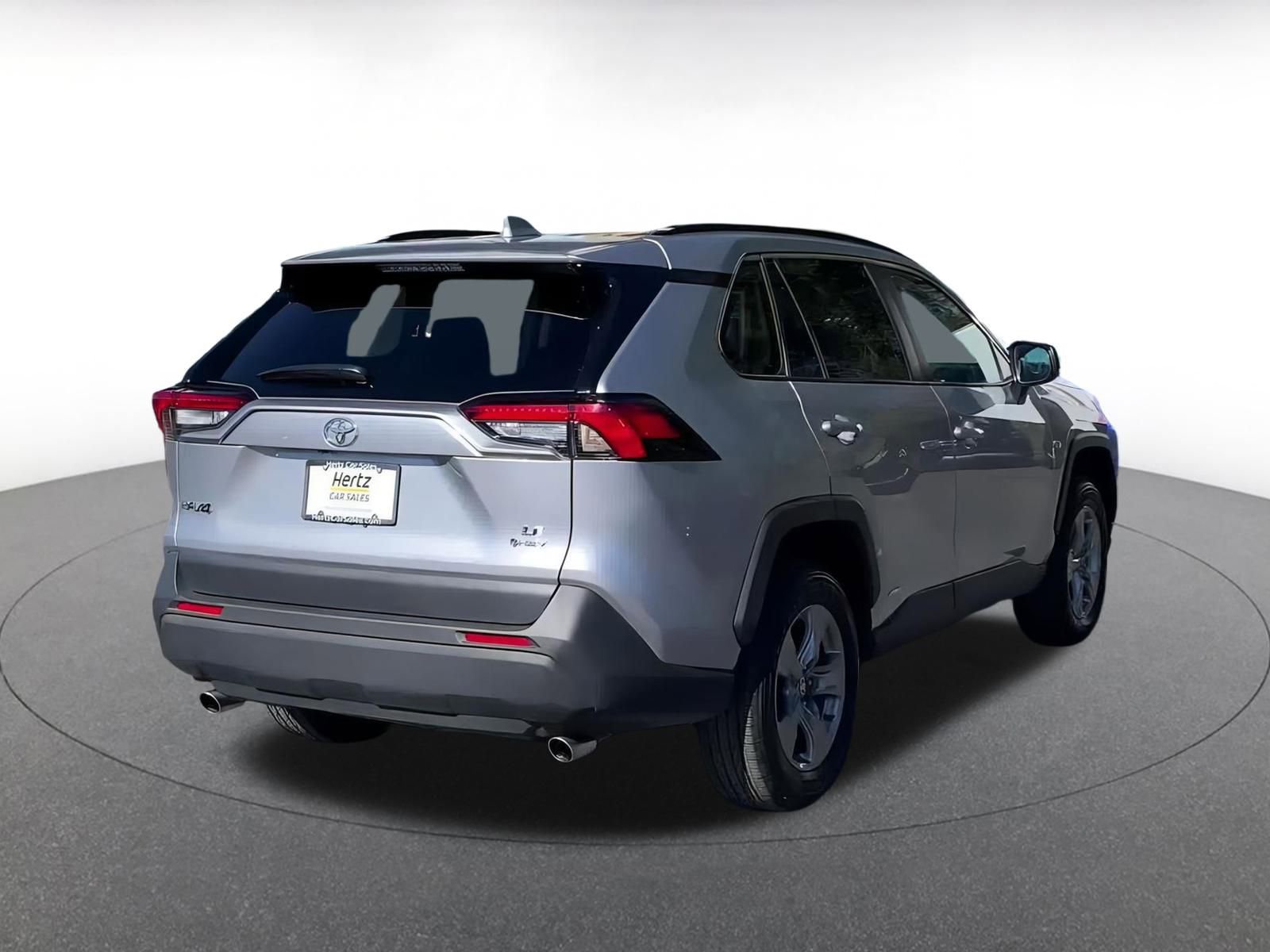 Used 2025 Toyota RAV4 LE image 14