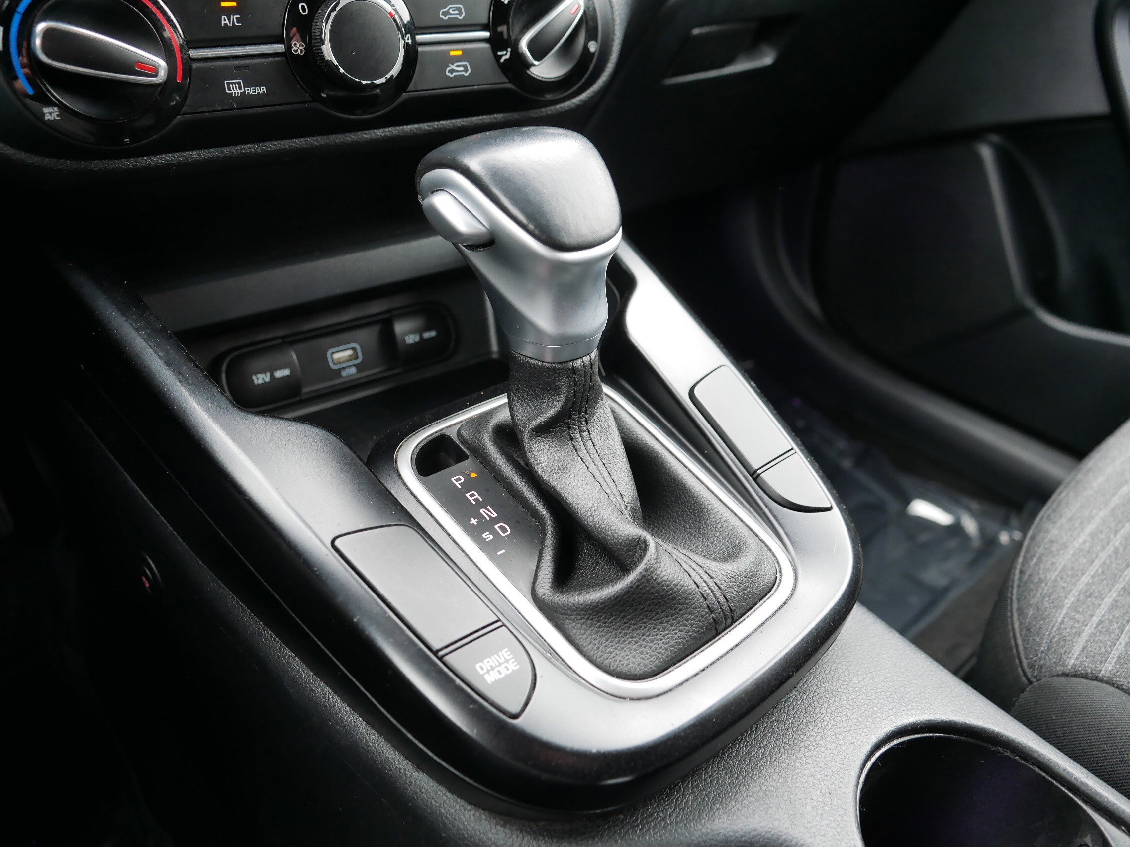 Used 2020 Kia Soul GT-Line FWD image 28