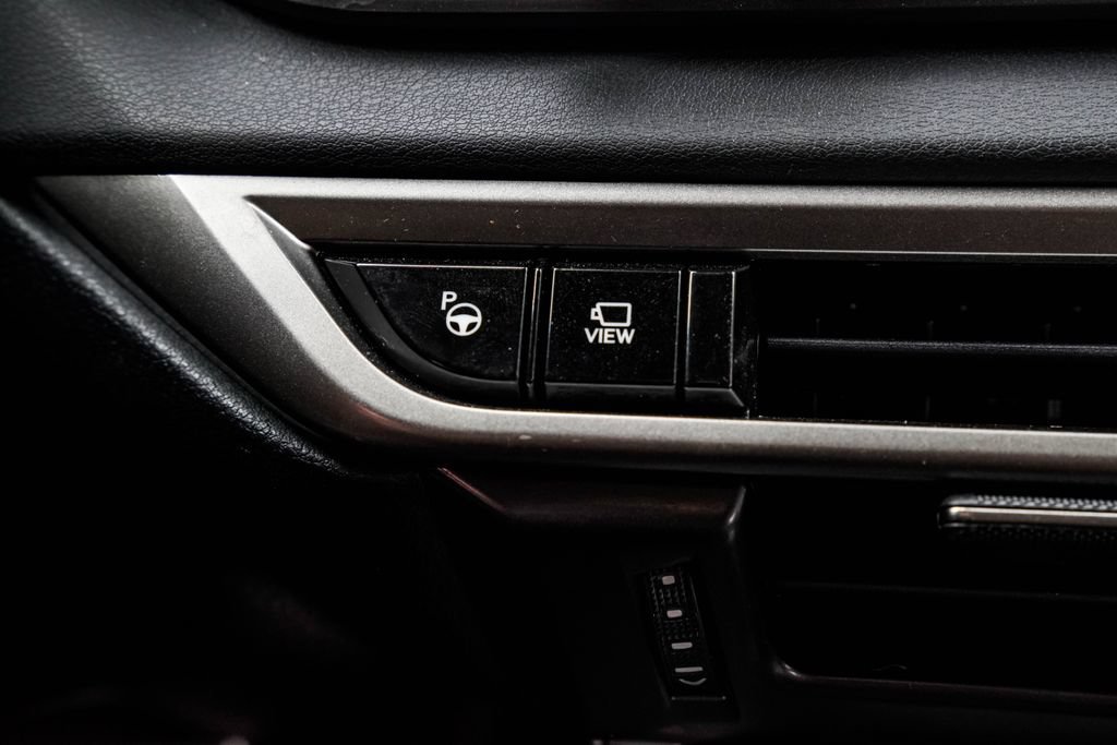 Used 2023 Lexus RX 350 F Sport w/ Cold Area Package AWD/4WD image 32