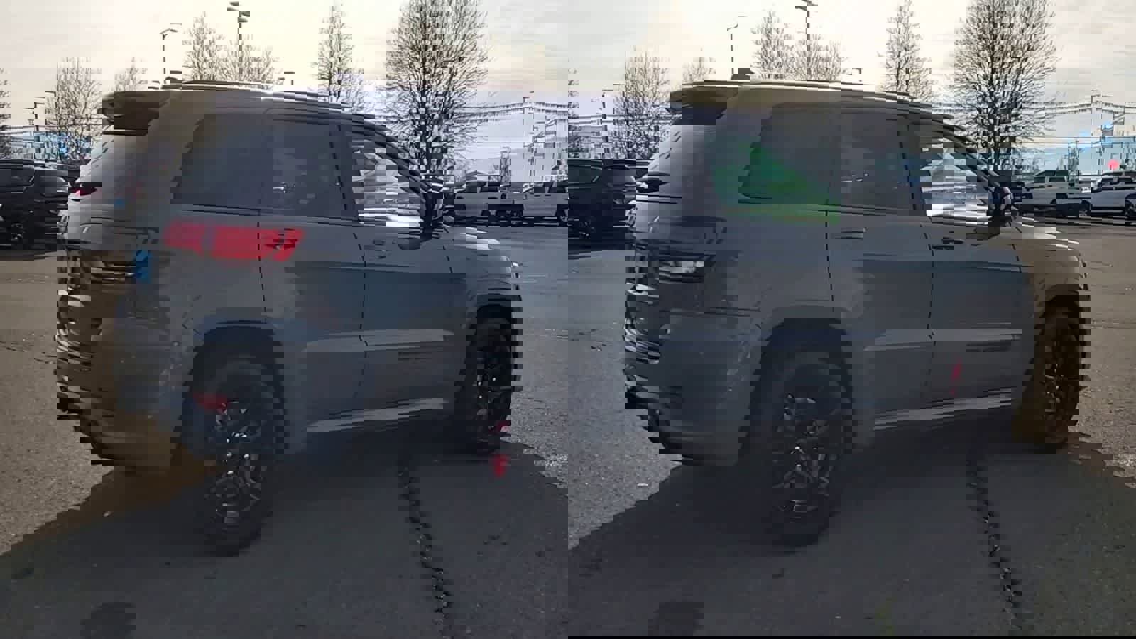 Used 2020 Jeep Grand Cherokee SRT image 8