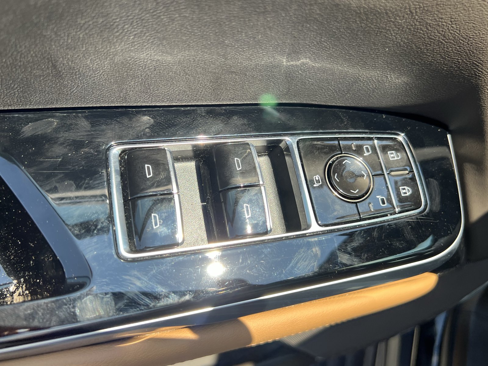 Used 2025 Cadillac Escalade Premium Luxury w/ Touring Package AWD/4WD image 14
