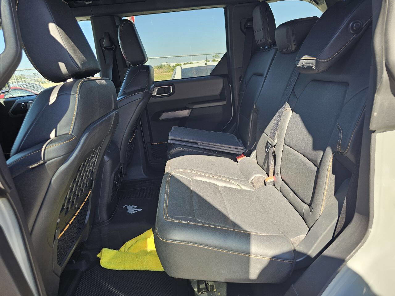 Used 2023 Ford Bronco Badlands image 14