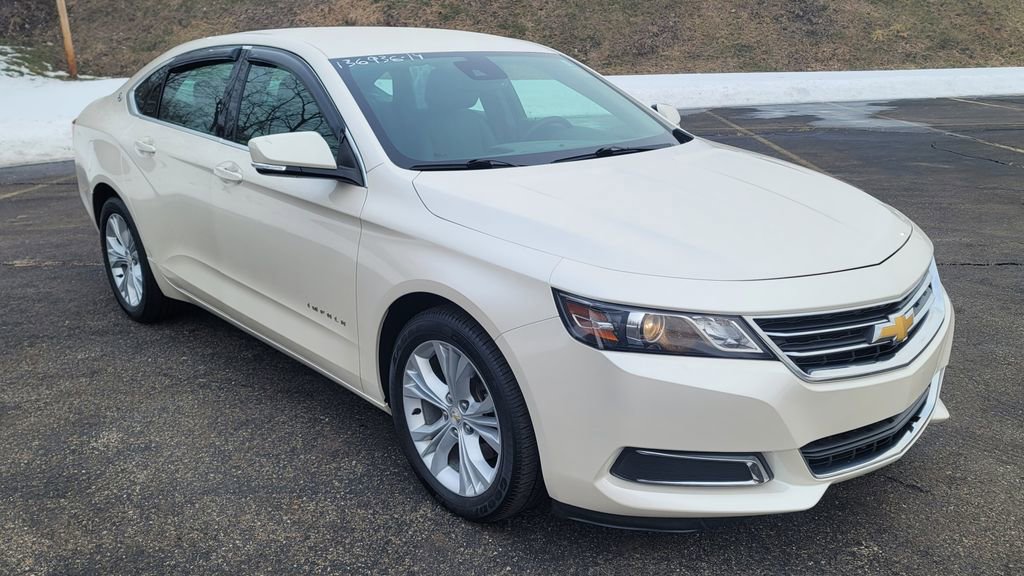 Used 2014 Chevrolet Impala LT w/ Convenience Package image 2