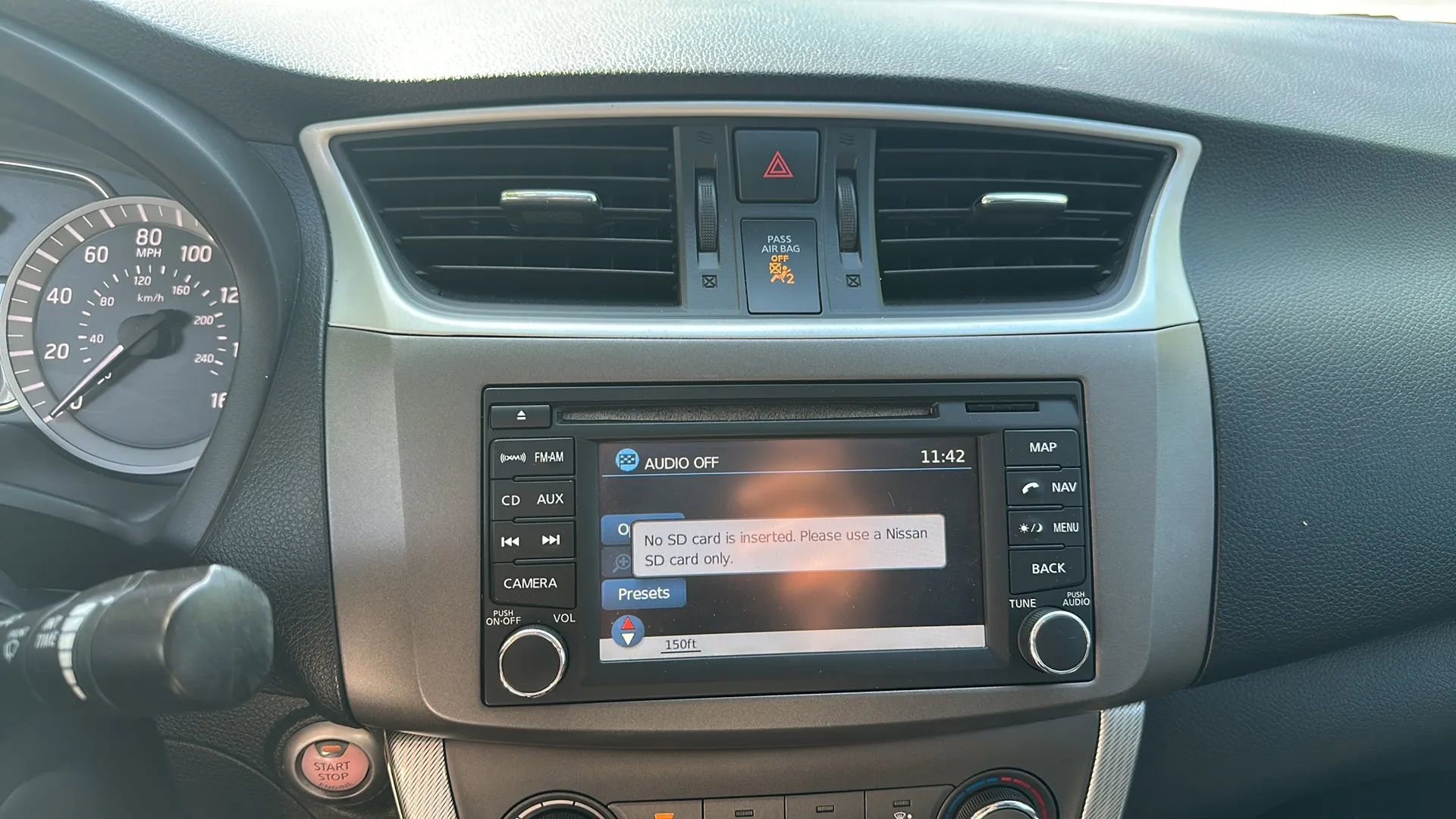 Used 2013 Nissan Sentra SR w/ Premium Pkg FWD image 36