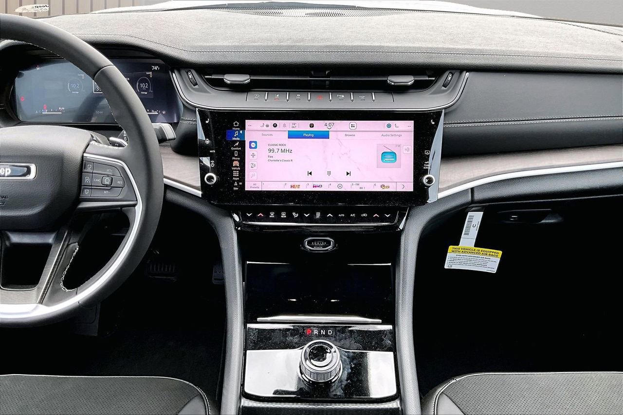 New 2026 Jeep Grand Cherokee Altitude RWD image 12