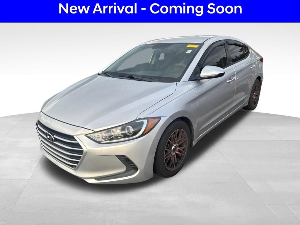 Used 2018 Hyundai Elantra SEL FWD image 2