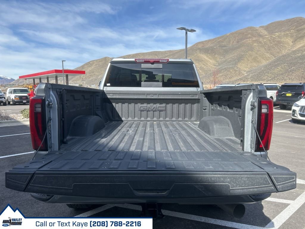 Used 2025 GMC Sierra 2500 Denali image 13